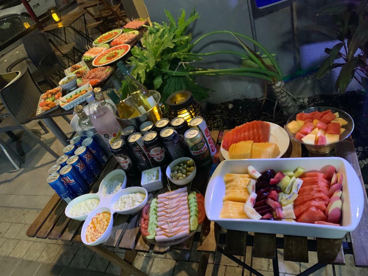Crown Sea Apart Hotel 텔아비브 외부 사진